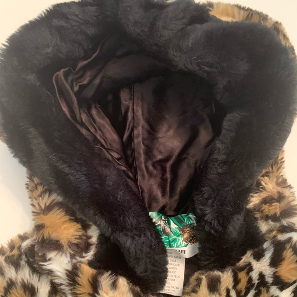 Fun Fur by Skyline - Picture 2 of 5